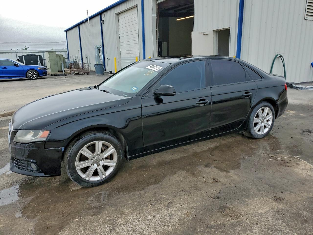 Audi A4 Premium Image 1