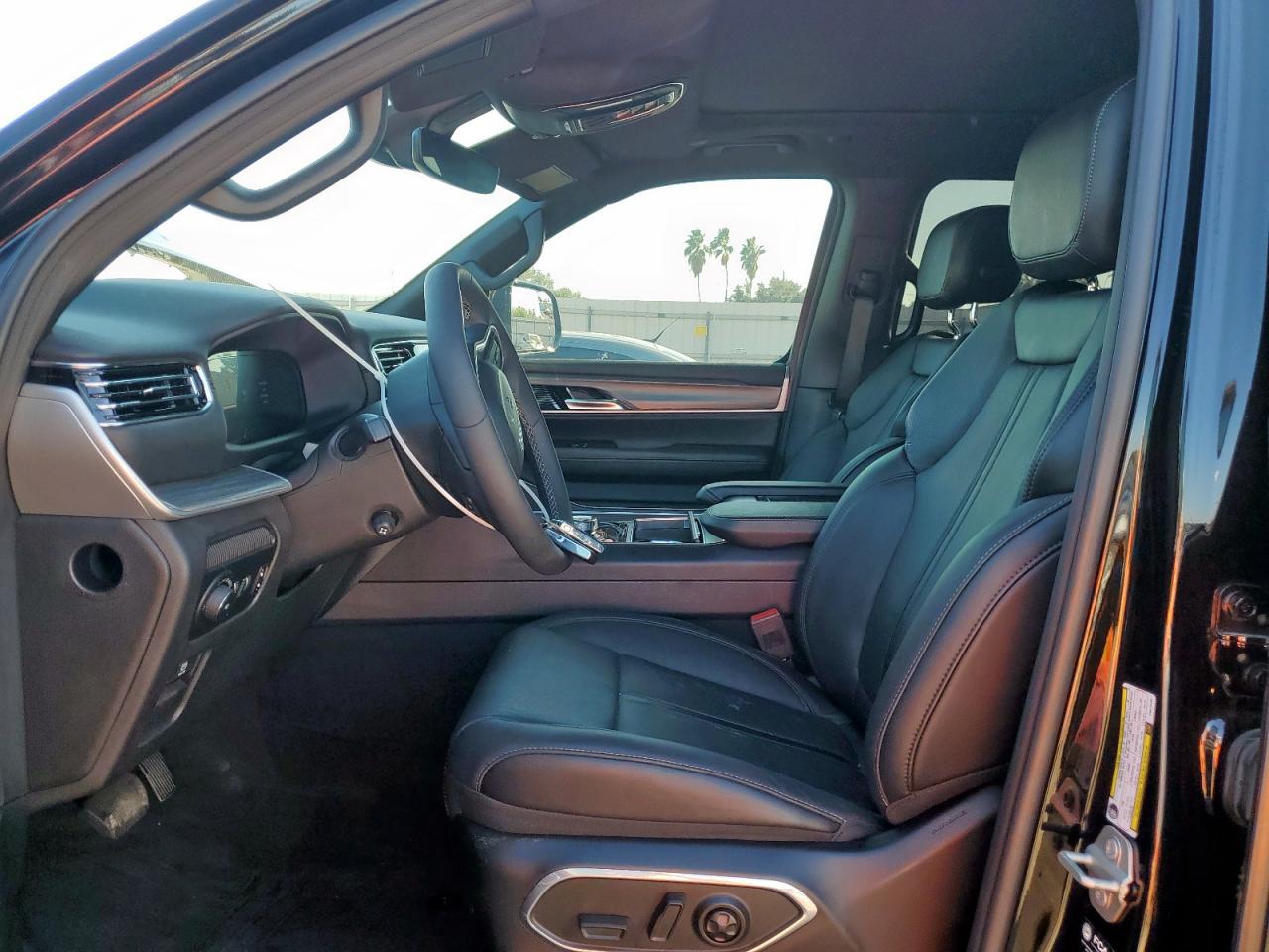 Jeep Wagoneer Series Ii Image 2