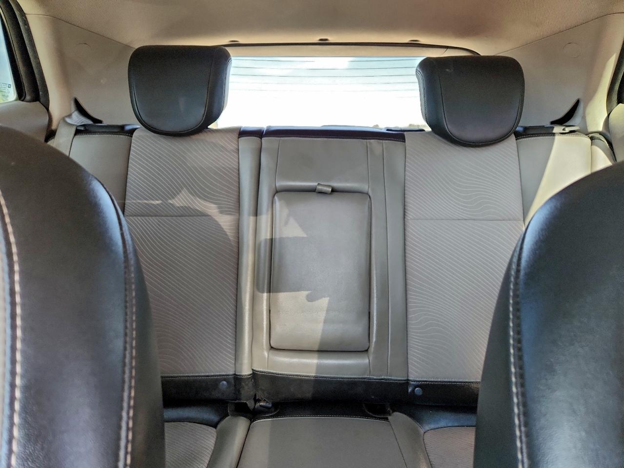 Buick Encore Convenience Image 8