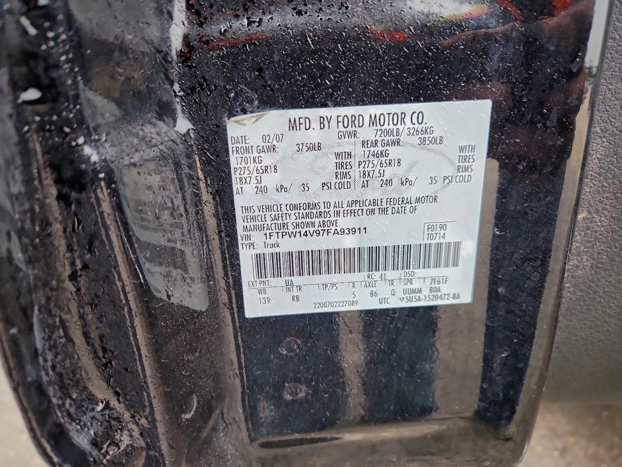 Ford F-150 Supercrew Image 12