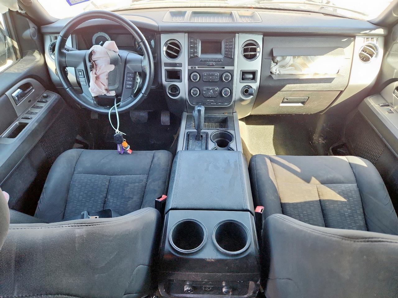 Ford Expedition Xlt Image 4