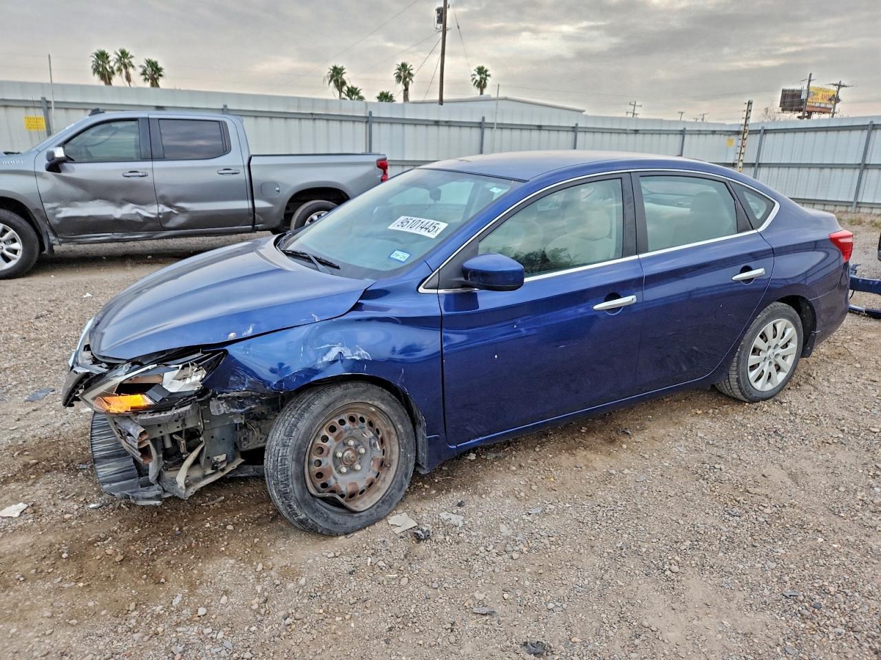 Nissan Sentra S Image 1