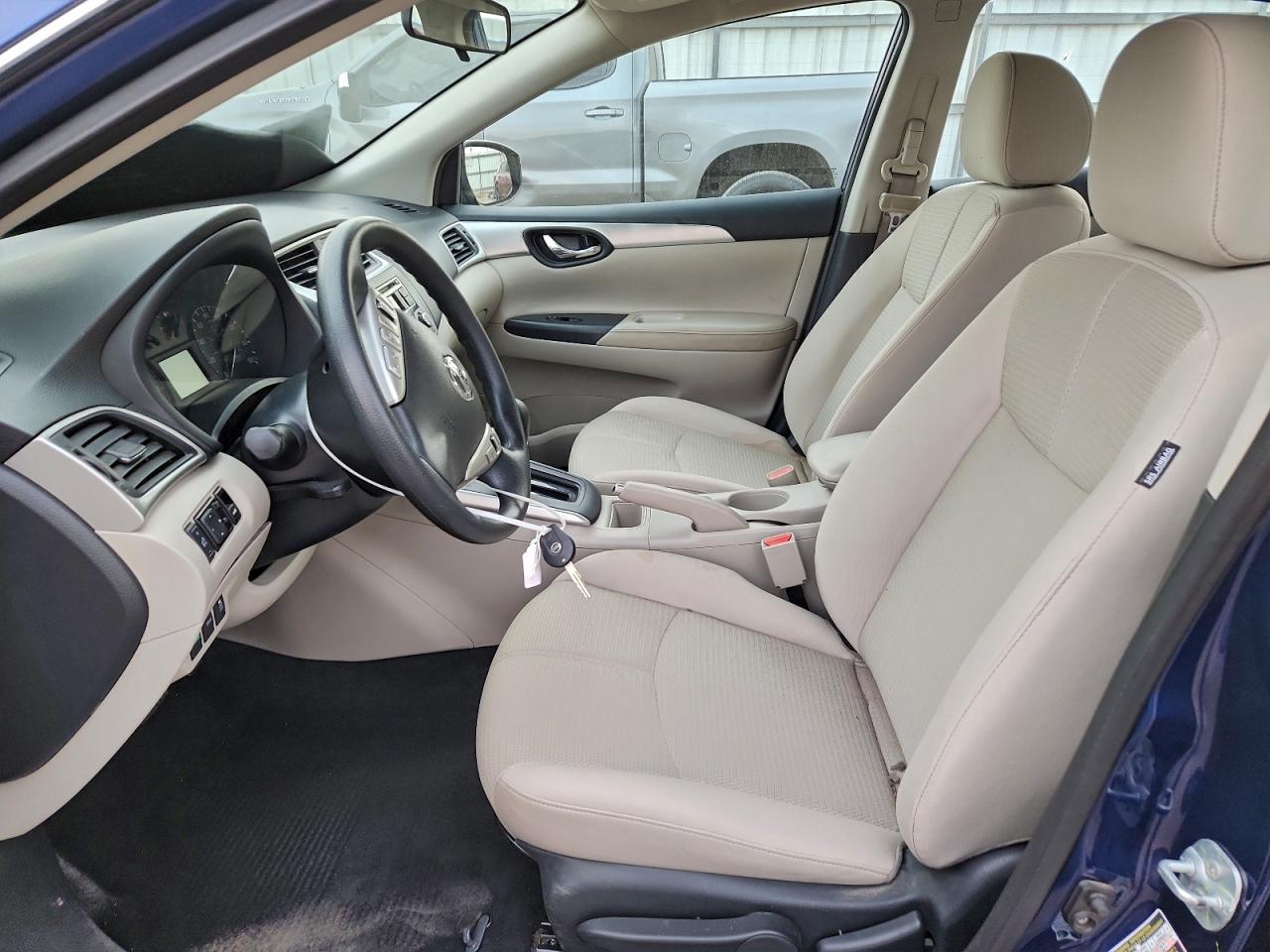 Nissan Sentra S Image 9