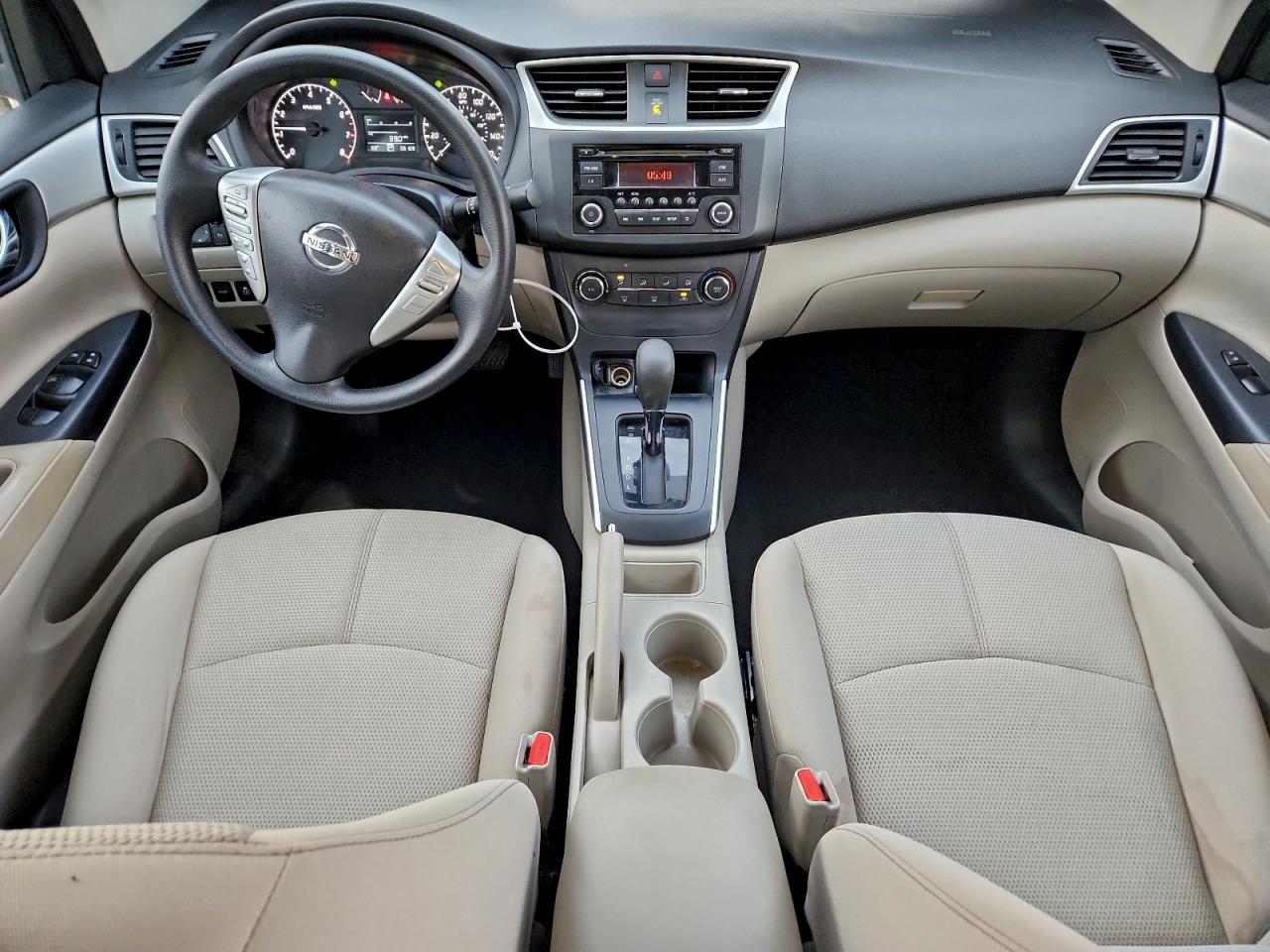 Nissan Sentra S Image 6