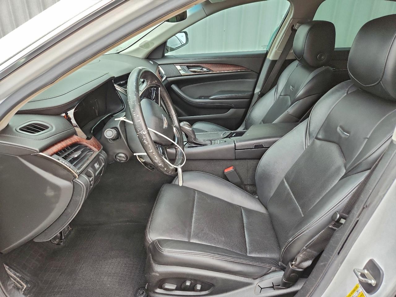 Cadillac CTS Luxury Collection Image 10