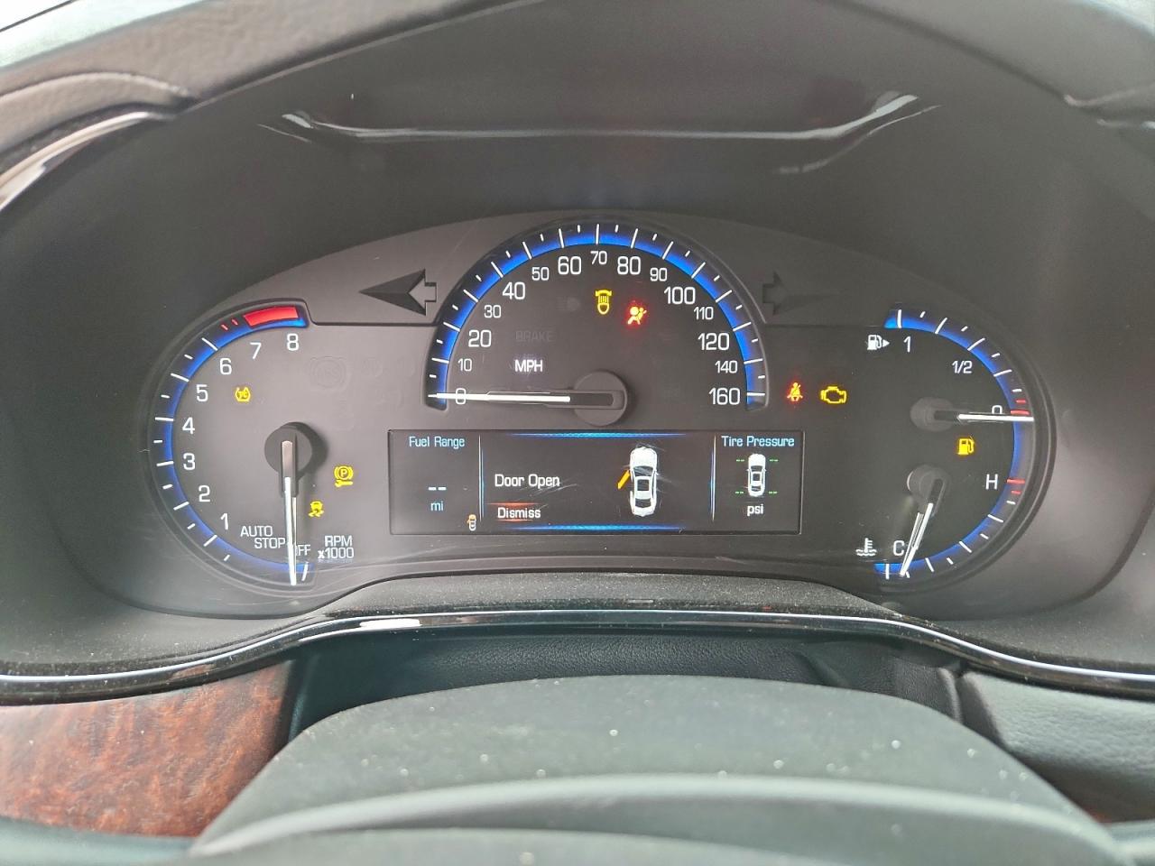 Cadillac CTS Luxury Collection Image 2