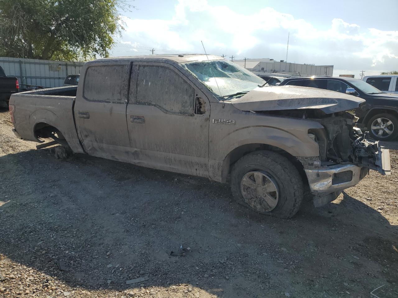 Ford F-150 Supercrew Image 3