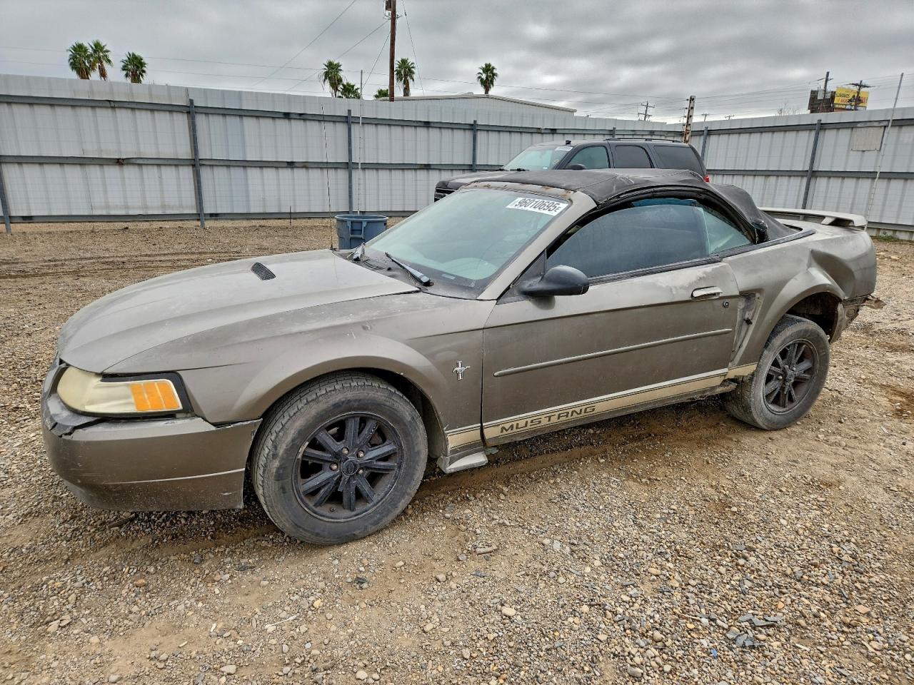 Ford Mustang Image 1