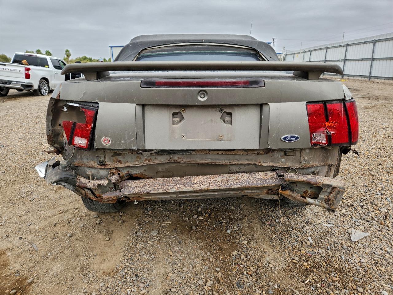 Ford Mustang Image 11