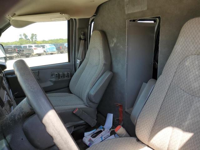 Chevrolet Express Image 7