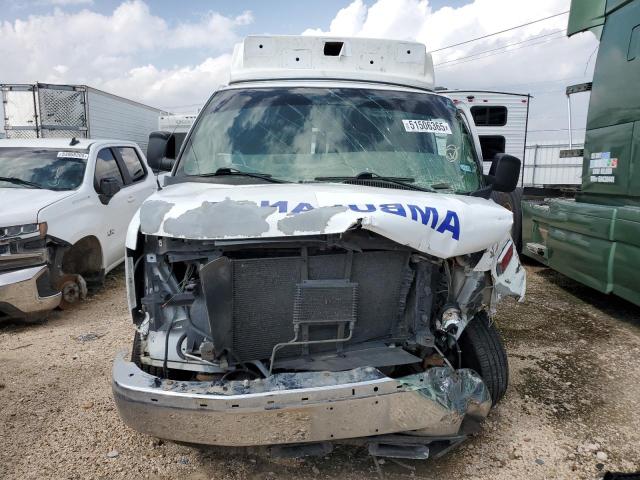 Chevrolet Express Image 11