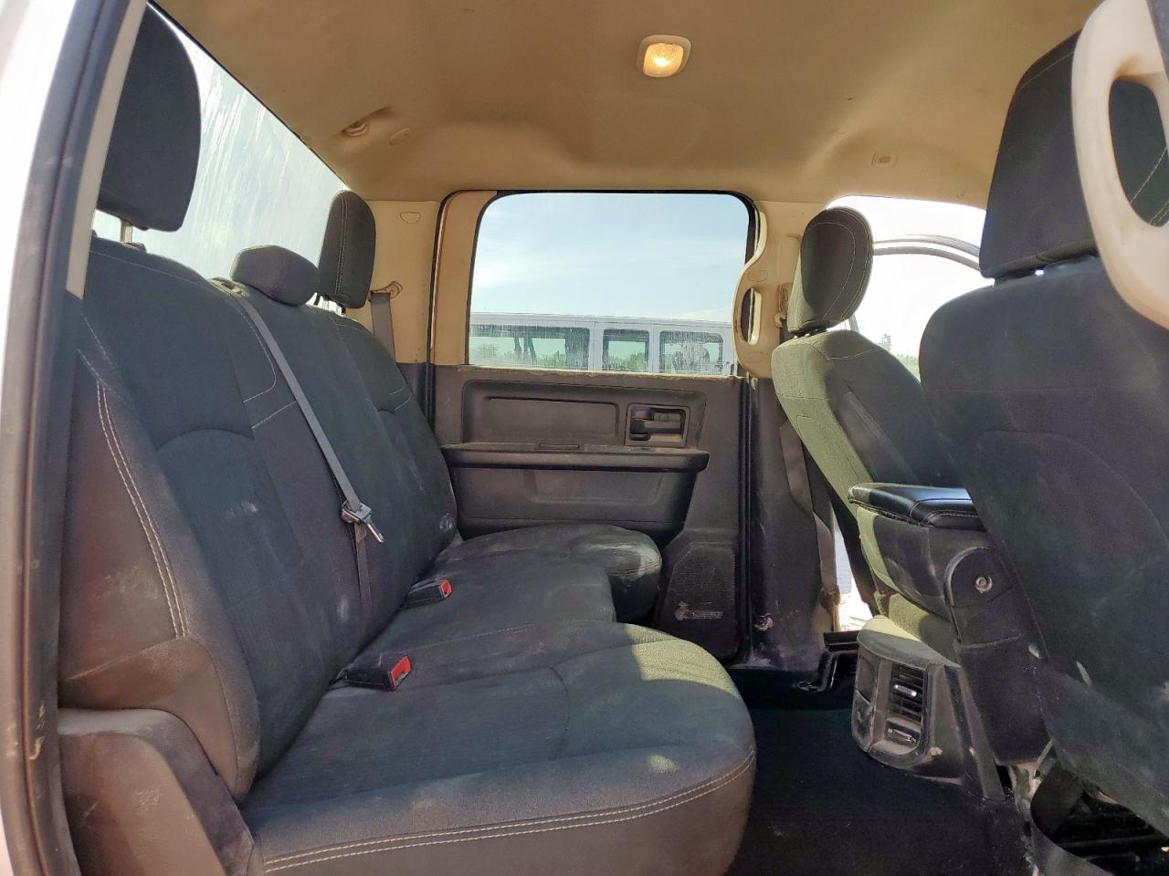 Ram 2500 Tradesman Image 9