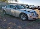 Chrysler 300 Touring Image 8