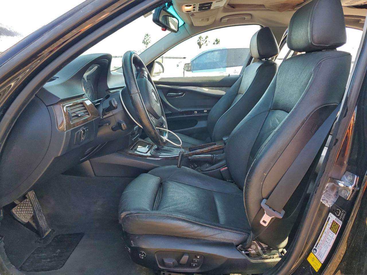 BMW 3 Series I Automatic Image 8