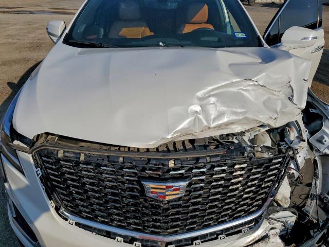 Cadillac XT5 Premium Luxury Image 11