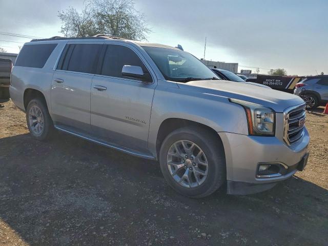 GMC Yukon C1500 Sle Image 4