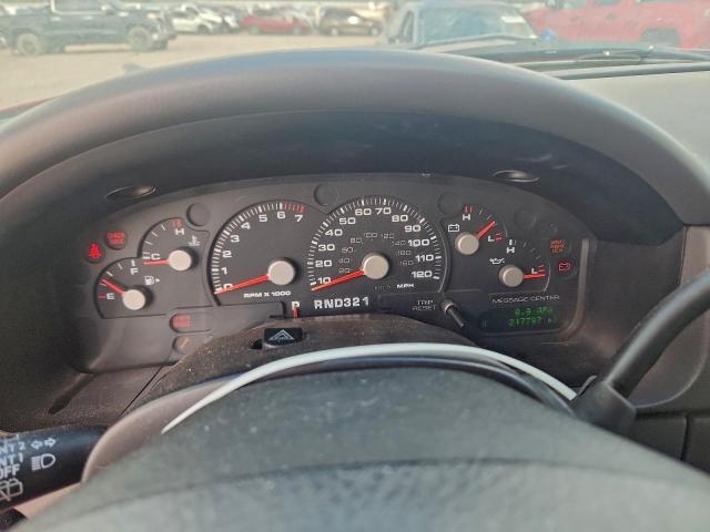 Ford Explorer Xlt Image 10