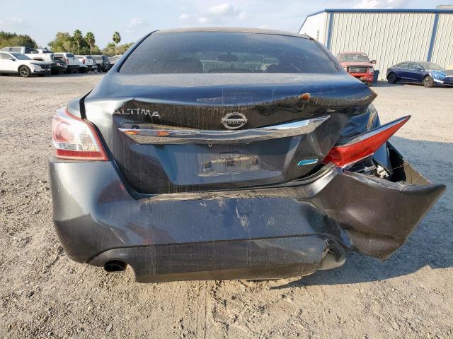 Nissan Altima 2.5 Image 10