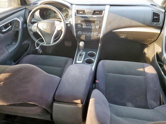 Nissan Altima 2.5 Image 4