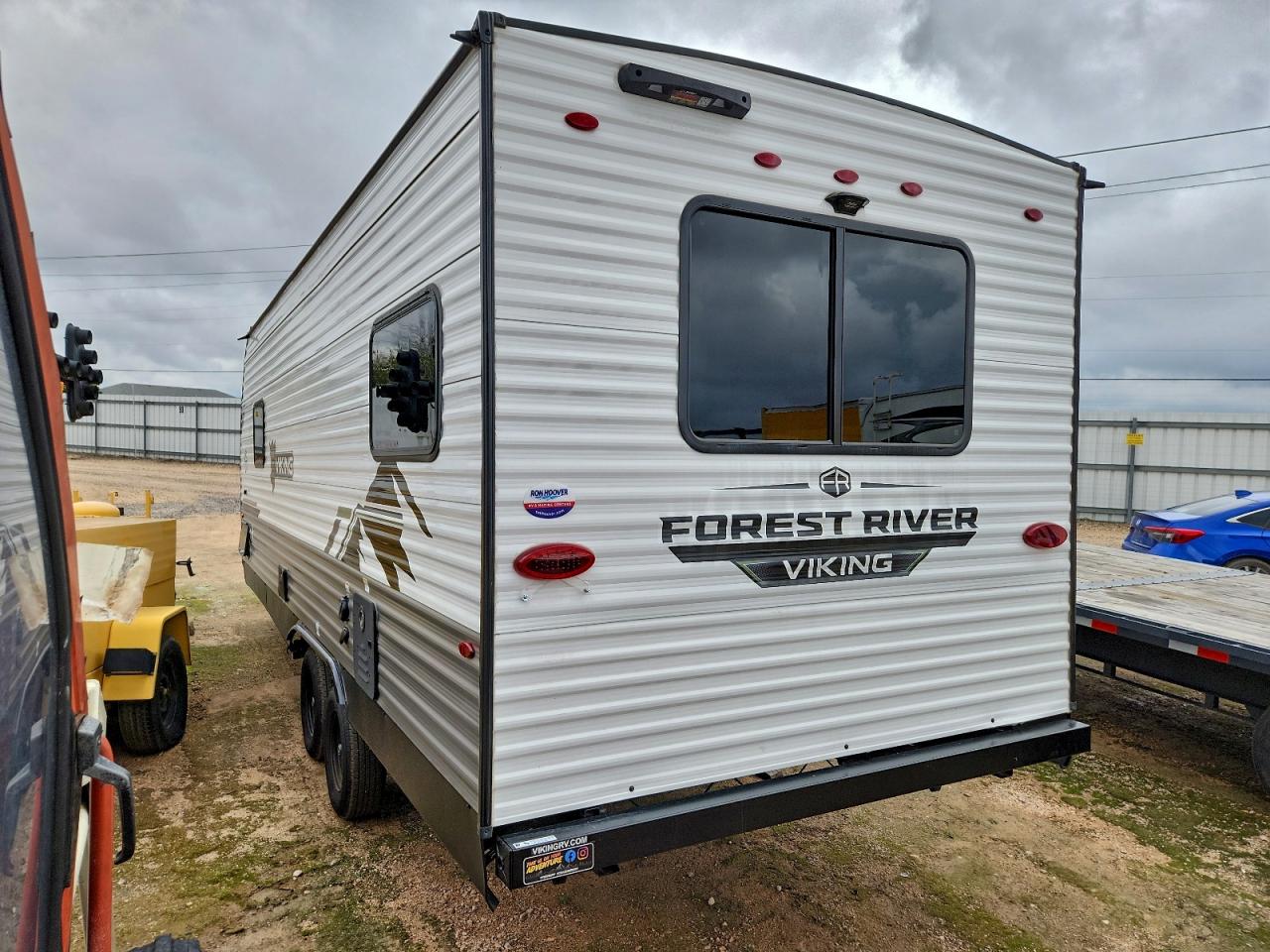 Viking Trailer Image 8