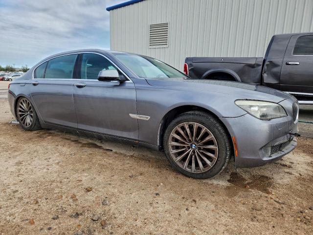 BMW 7 Series Li Image 9