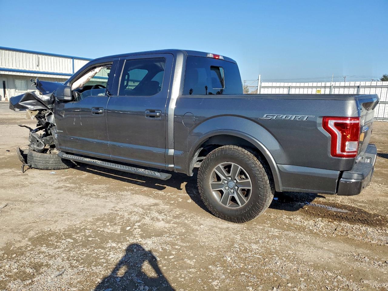 Ford F-150 Supercrew Image 7