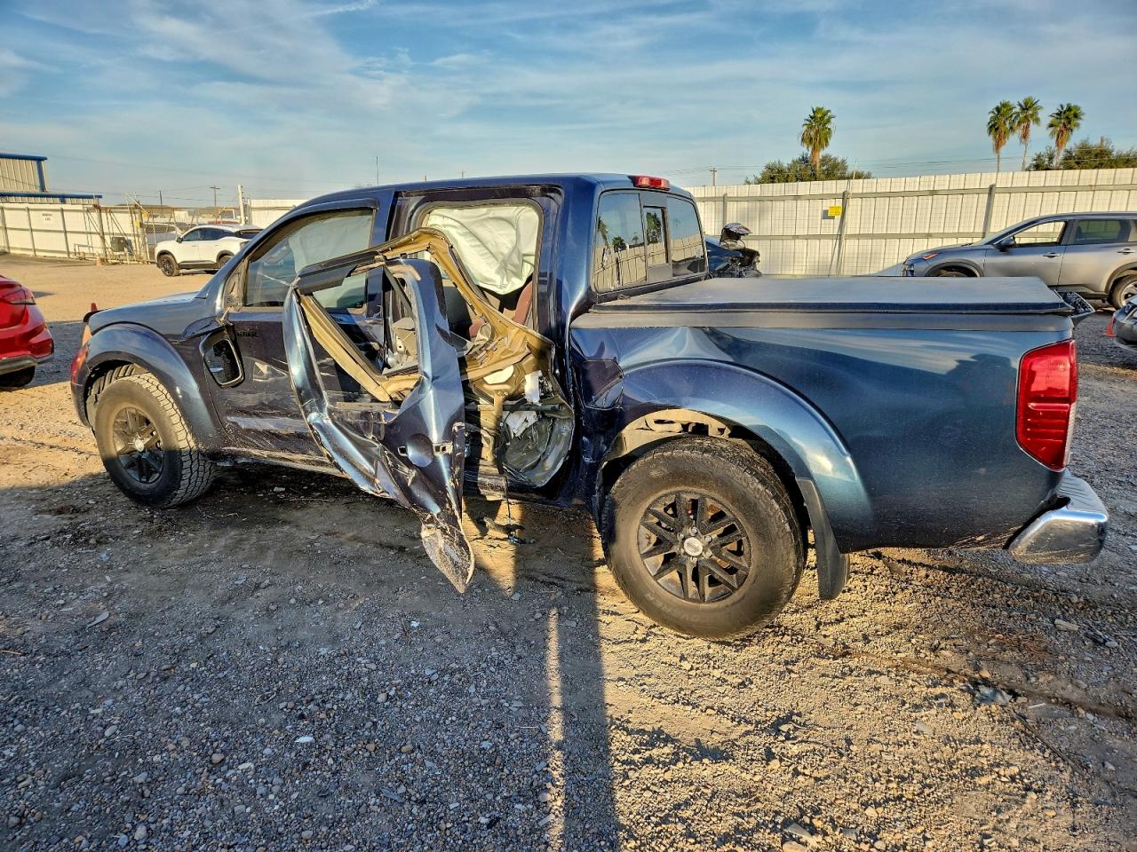 Nissan Frontier S Image 6