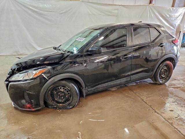 Salvage Nissan Kicks