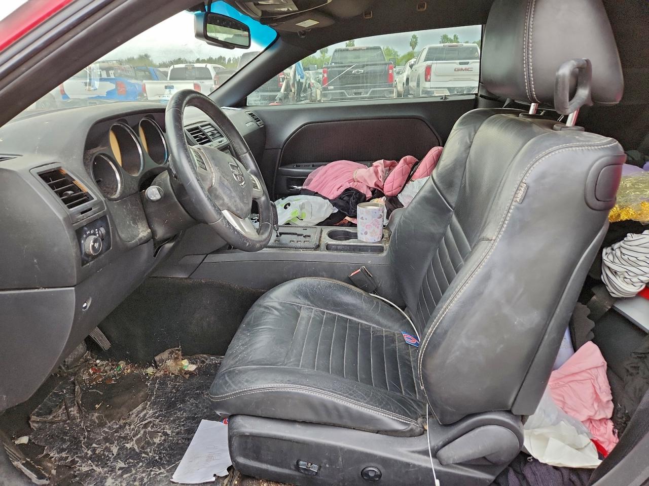 Dodge Challenger Sxt Image 11