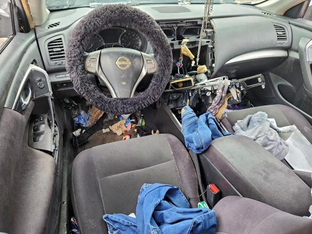 Nissan Altima 2.5 Image 8