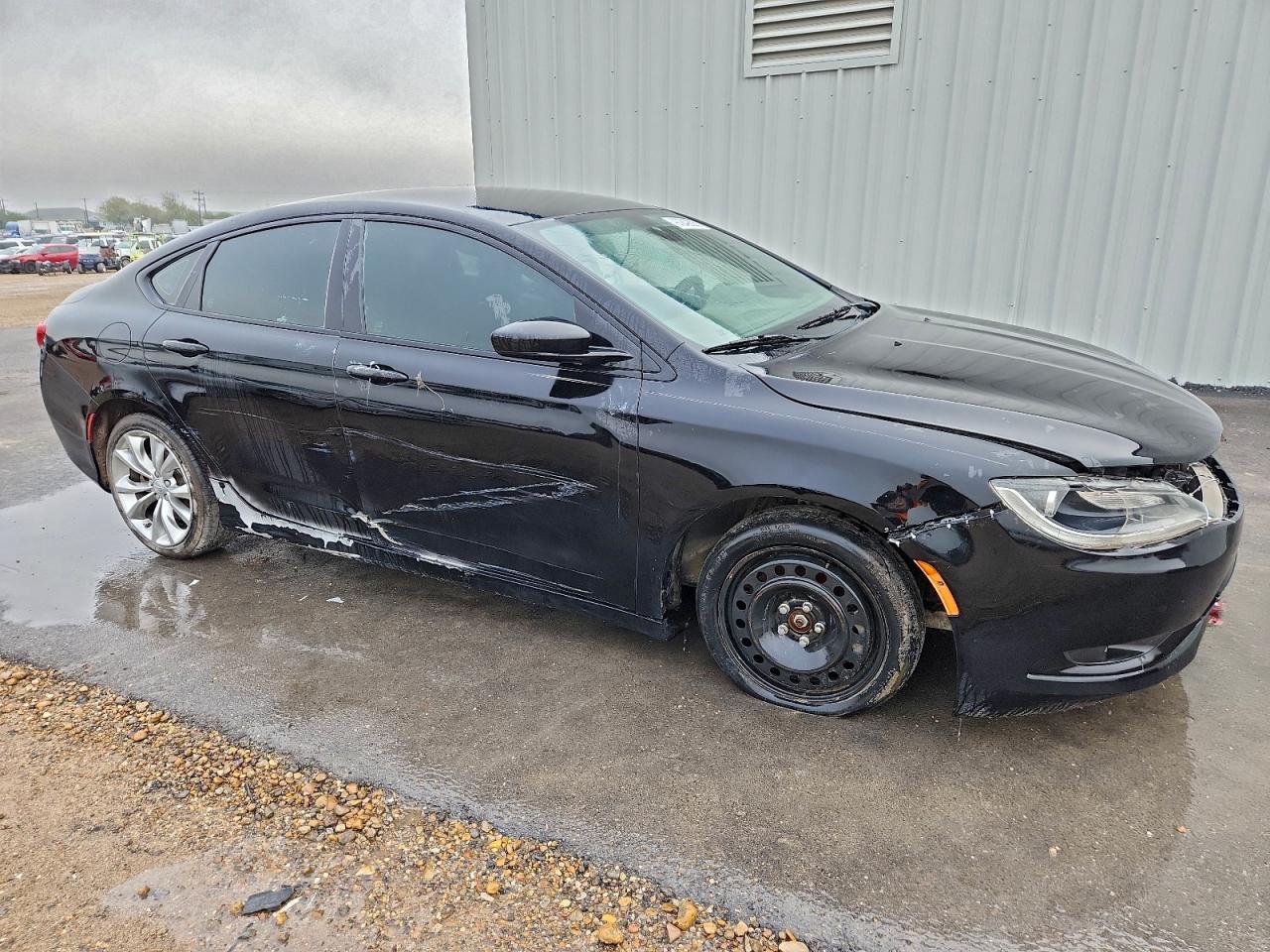 Chrysler 200 S Image 6