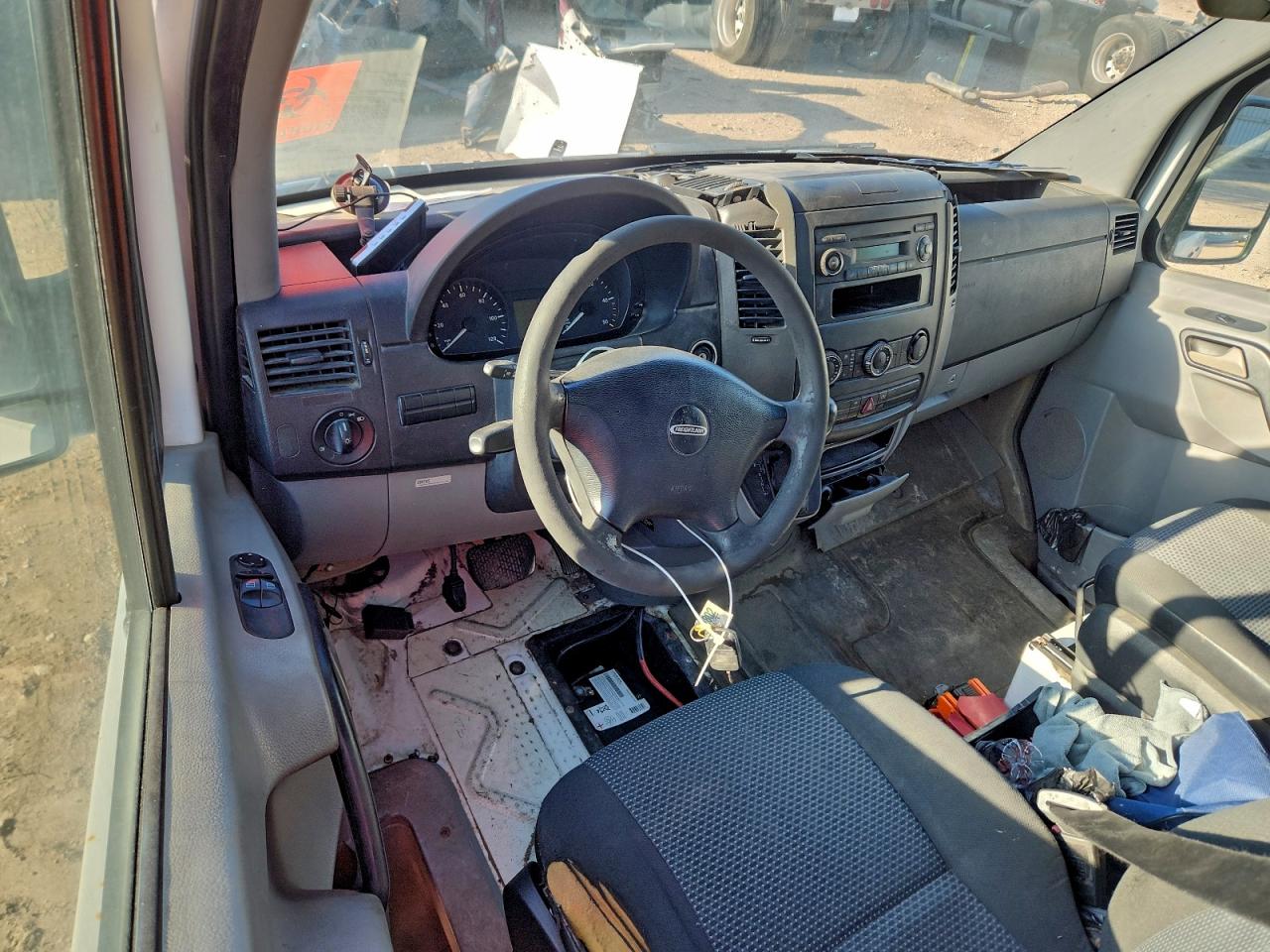 Freightliner Sprinter 2500 Image 5