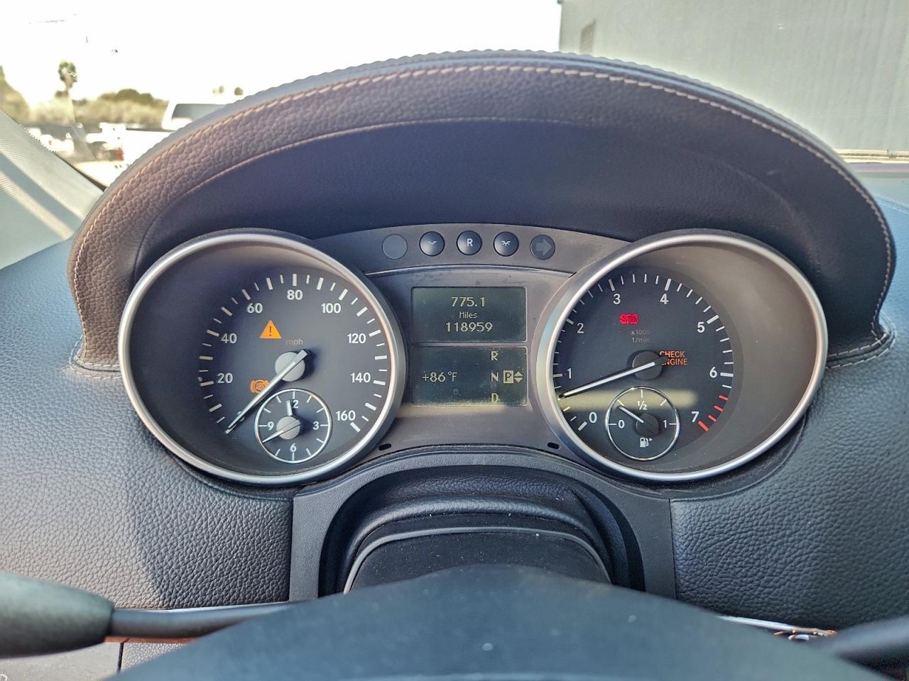 Mercedes-Benz G-Class 550 4matic Image 9