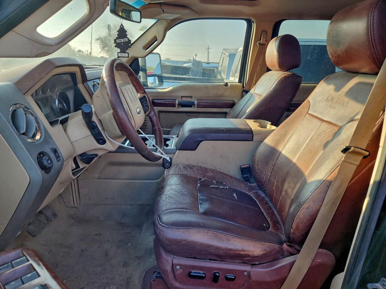 Ford F-250 Super Duty Image 11