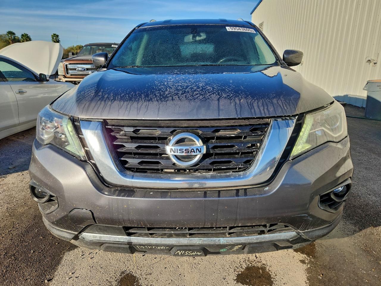 Nissan Pathfinder Sv Image 8