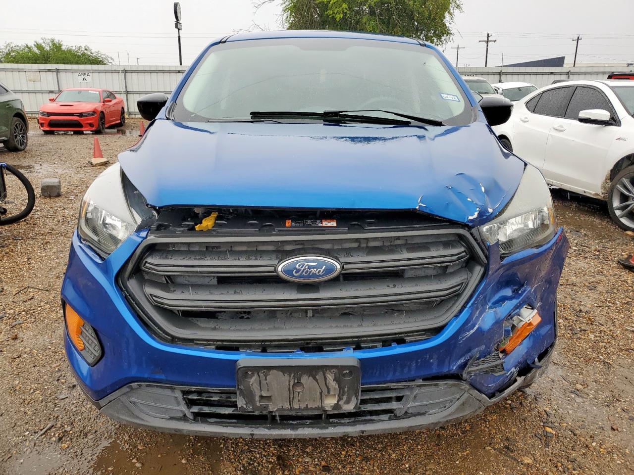 Ford Escape S Image 3