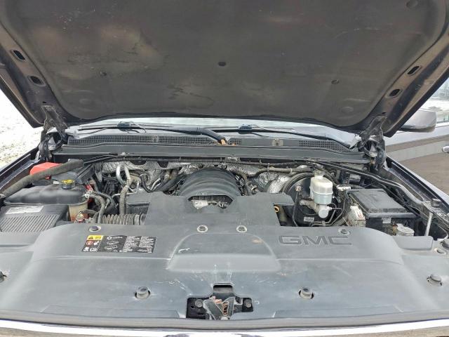 GMC Yukon Denali Image 12