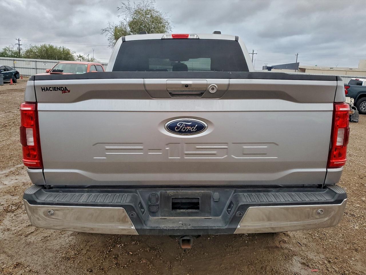 Ford F-150 Supercrew Image 4