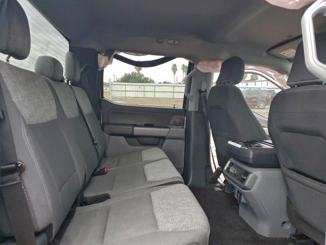 Ford F-150 Supercrew Image 11