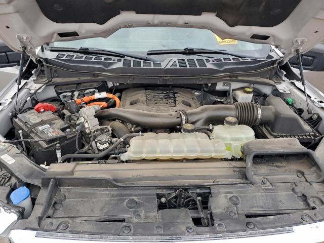 Ford F-150 Supercrew Image 12