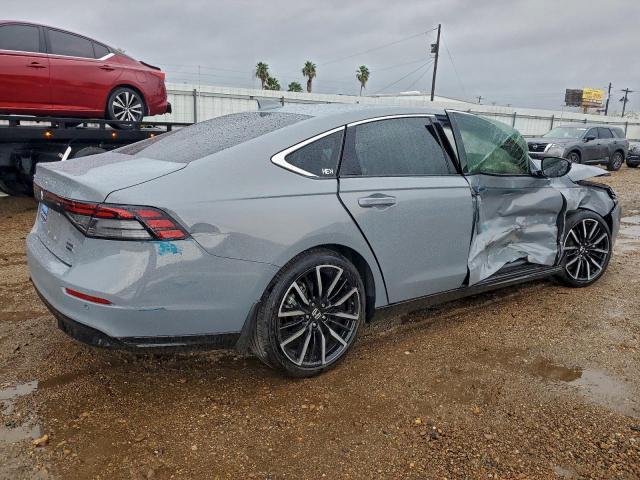 Honda Accord Touring Hybrid Image 3