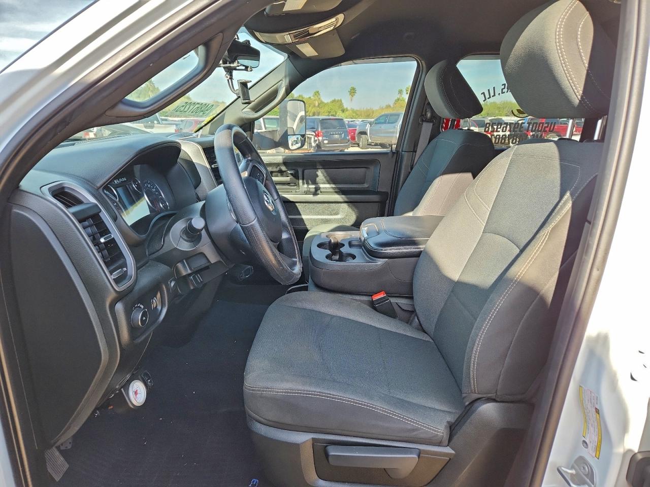 Ram 3500 Tradesman Image 3