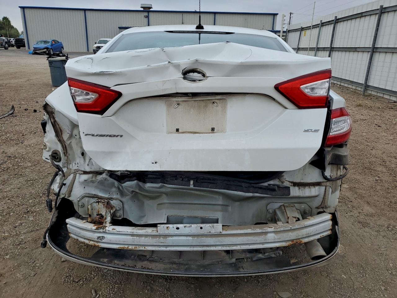 Ford Fusion Se Image 7