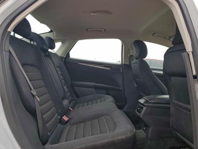 Ford Fusion Se Image 11