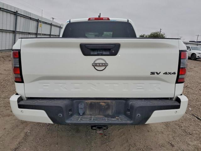 Nissan Frontier S Image 2