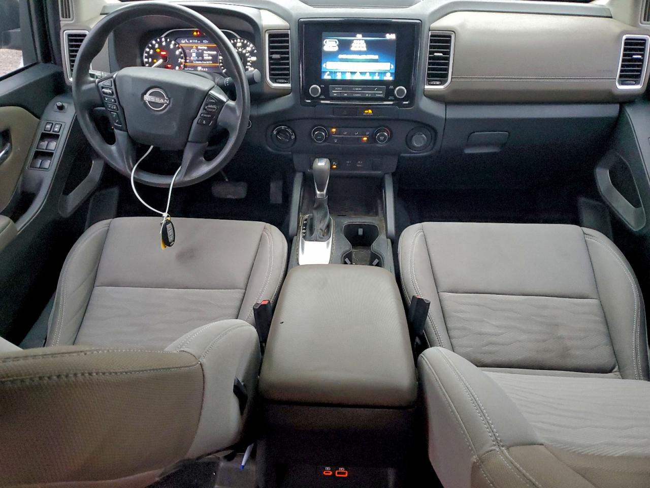 Nissan Frontier S Image 9