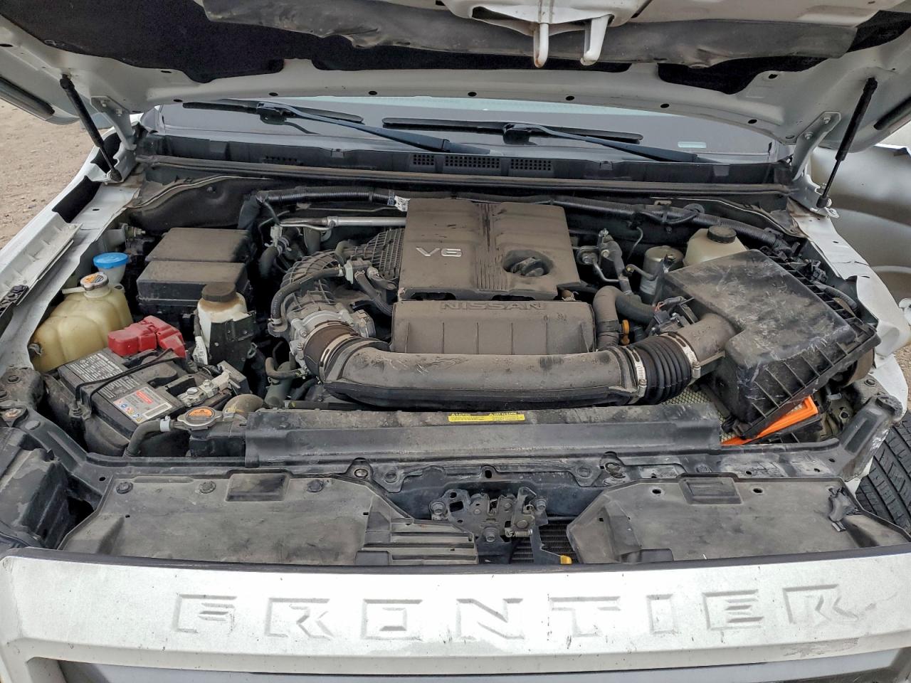 Nissan Frontier S Image 10