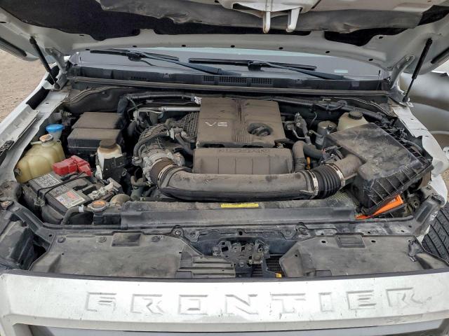 Nissan Frontier S Image 10