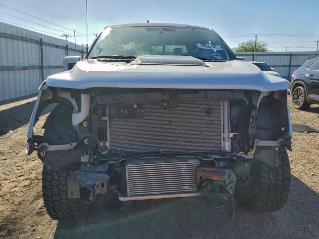 Ford F-150 Lariat Image 3