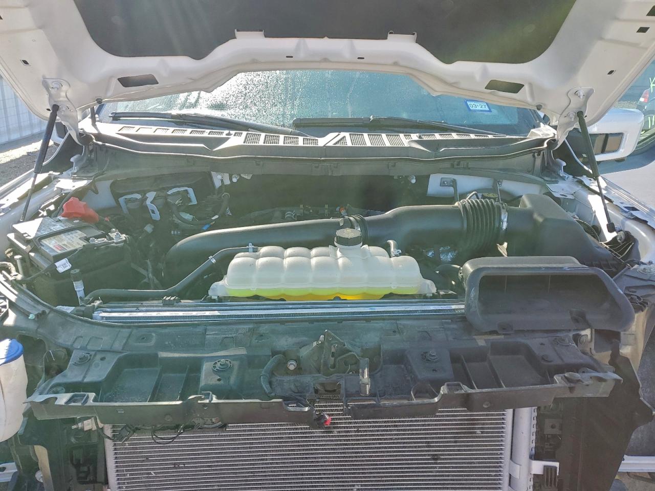 Ford F-150 Lariat Image 12